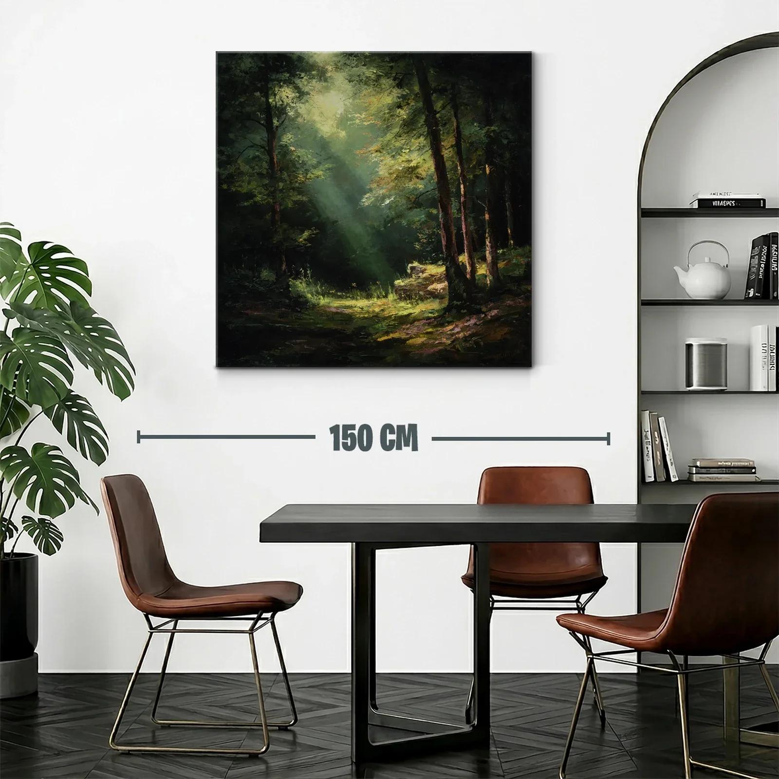 Bosque iluminado con rayos de luz natural — miniatura 2