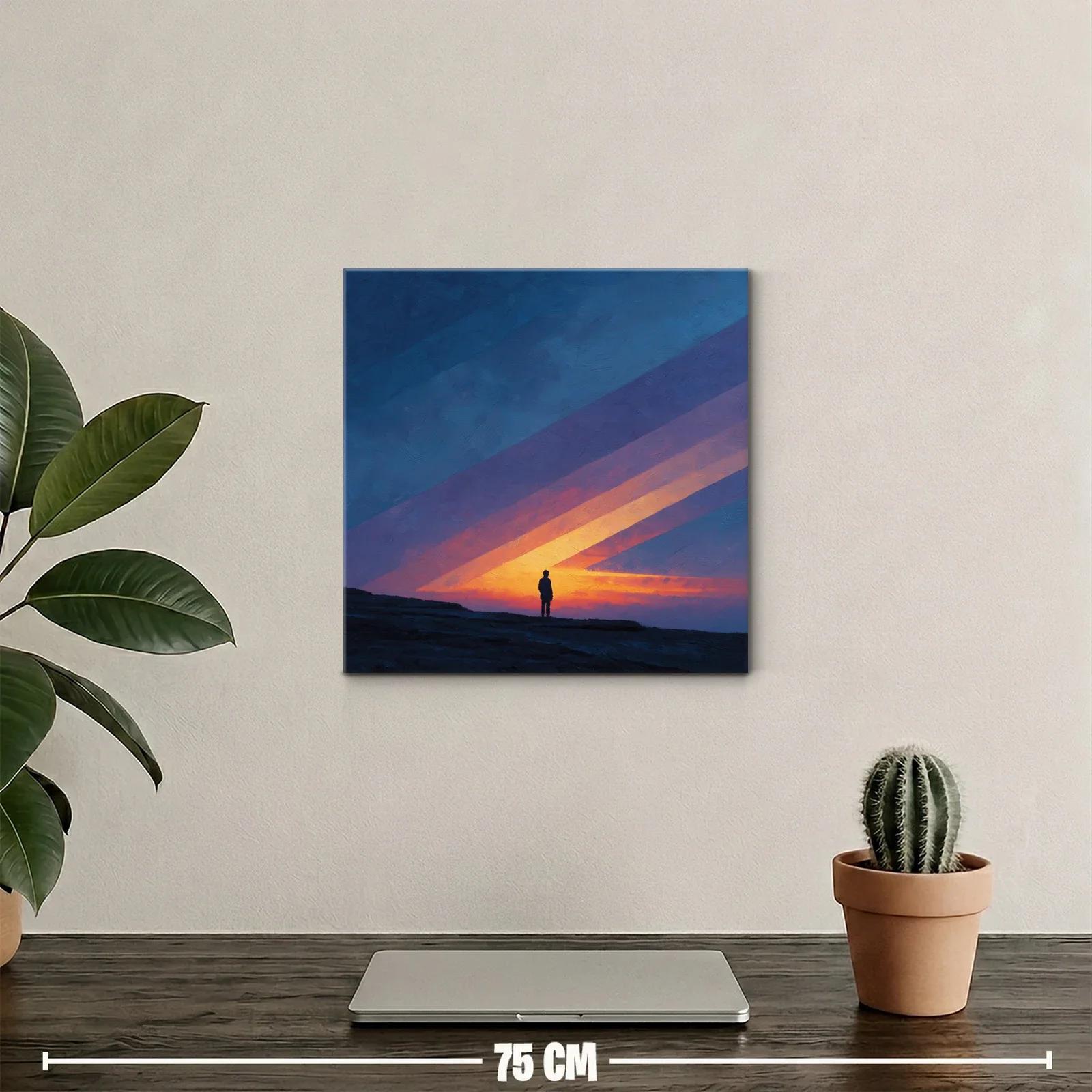 Figura solitaria ante un cielo al amanecer azul y naranja — miniatura 2