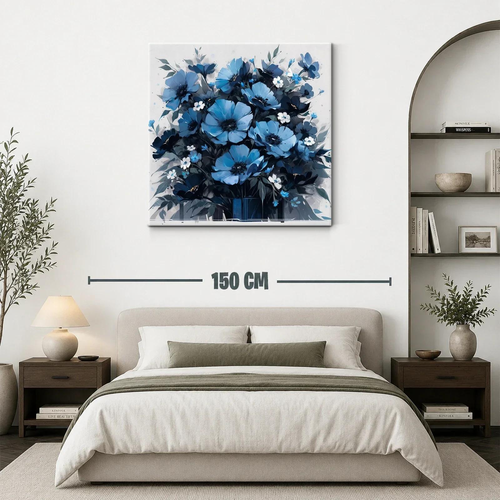 Ramo de flores en tonos azules con toque elegante — miniatura 3
