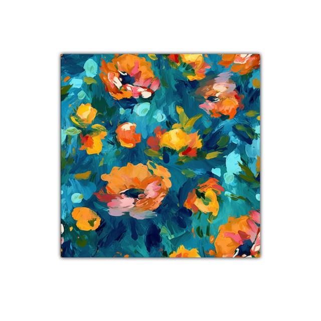 Cuadro decorativo con flores vibrantes y fondo azul intenso