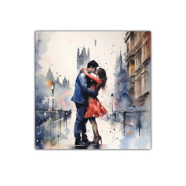 Romántico abrazo en la ciudad entre luces y sombras