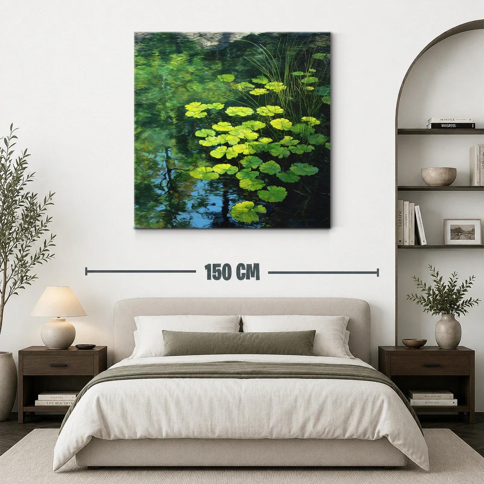 Tranquilidad reflejada en hojas verdes sobre el agua — miniatura 3