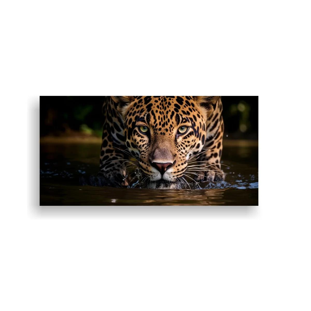 Cuadro jaguar avanzando por el agua