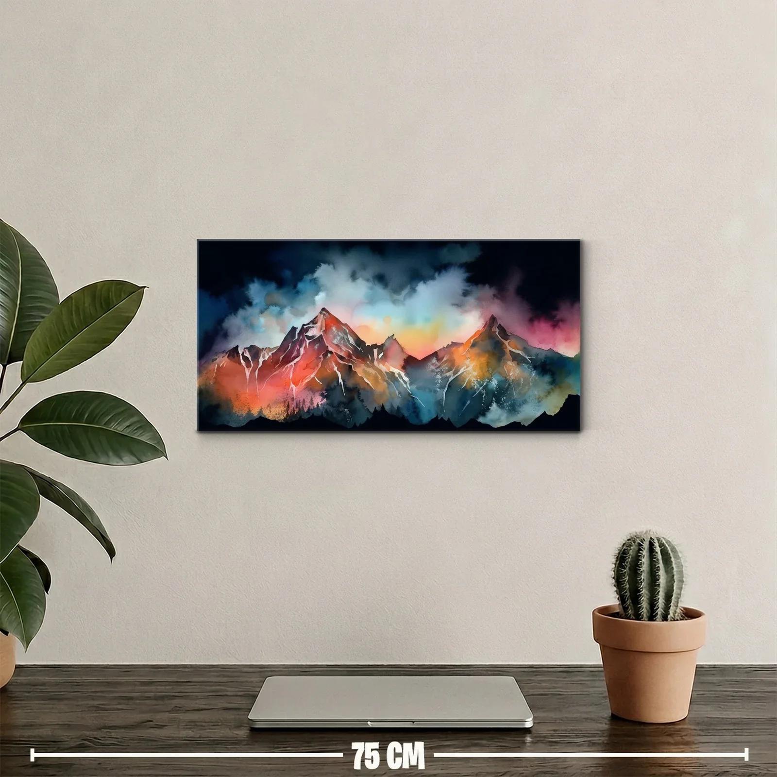 Cuadro cordillera de montañas con picos nevados y cielo nebuloso — miniatura 2