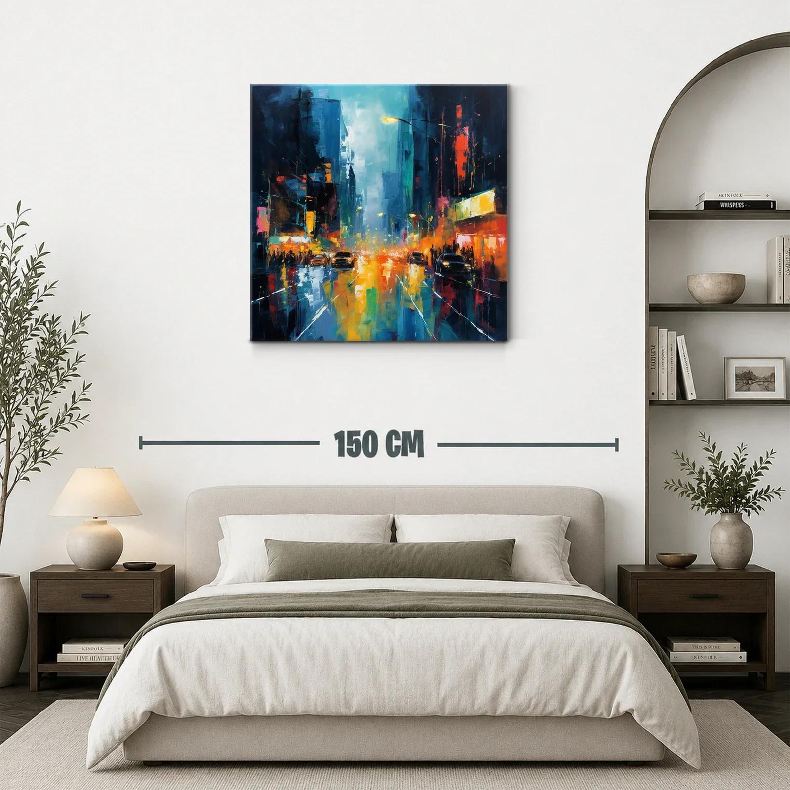 Ciudad nocturna iluminada con reflejos vibrantes de luz — miniatura 3