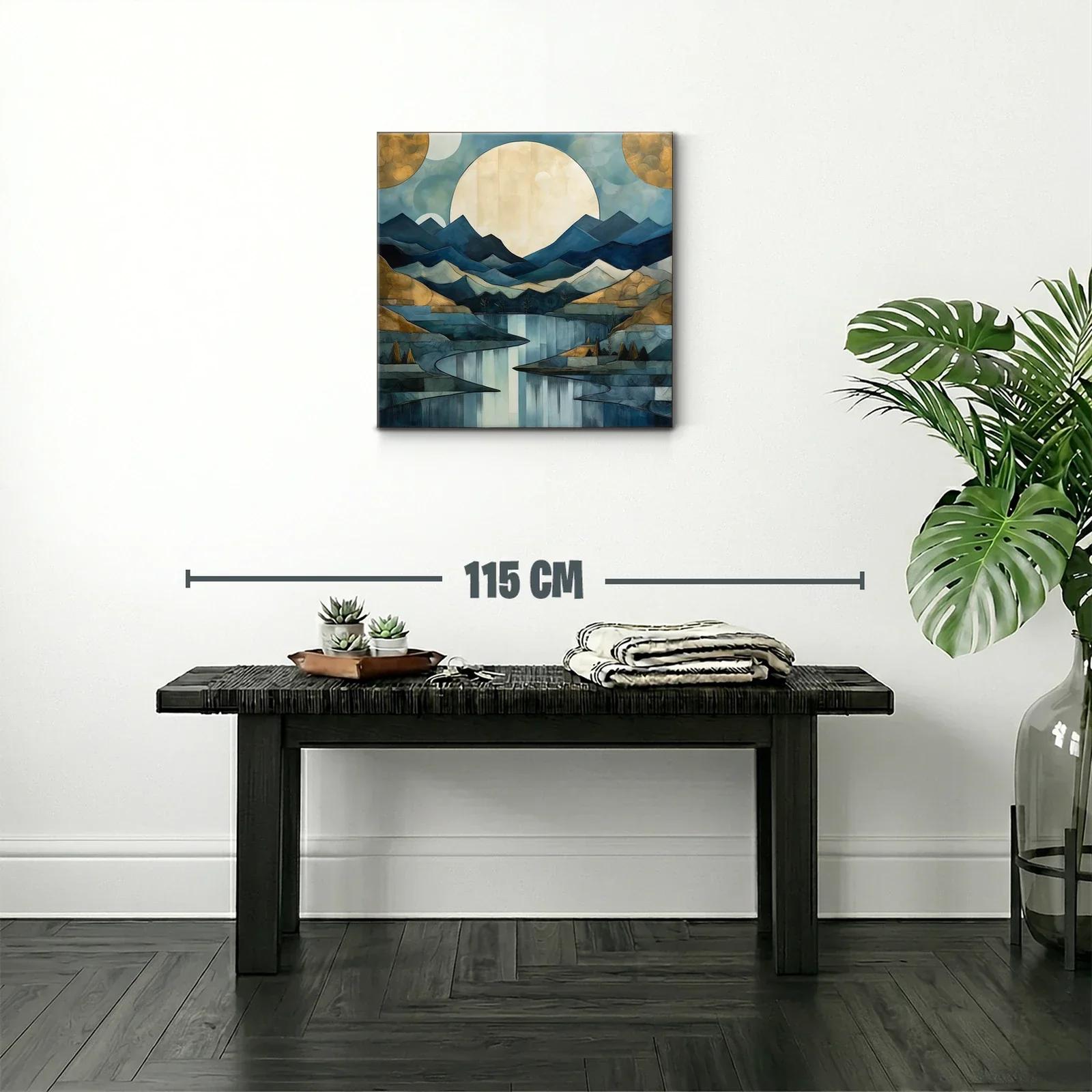 Paisaje montañoso con luna llena en tonos azul y dorado — miniatura 2