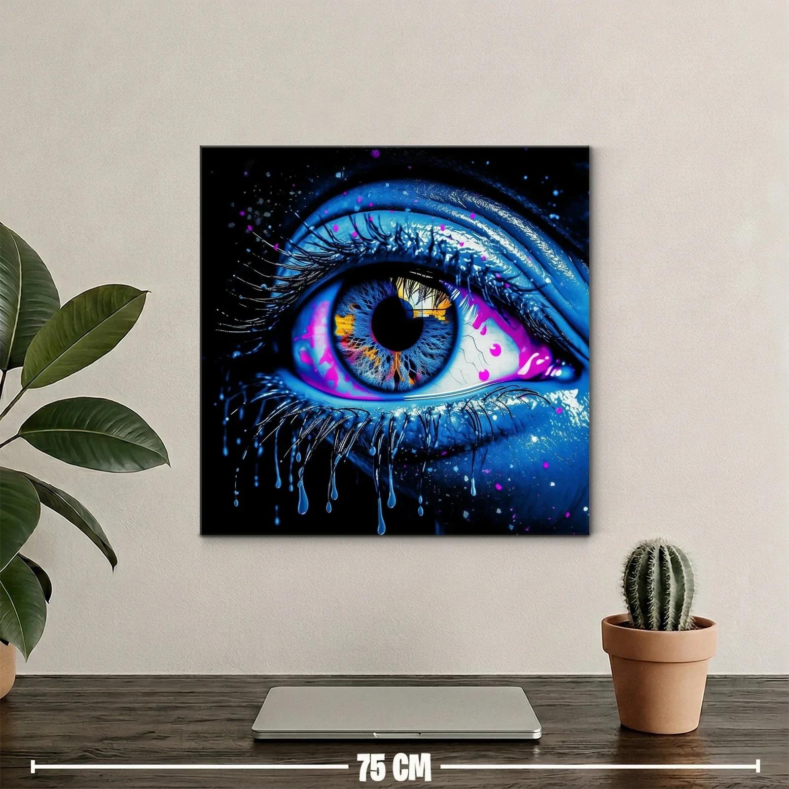 Impactante mirada con vibrantes tonos azules y detalles fluorescentes — miniatura 2