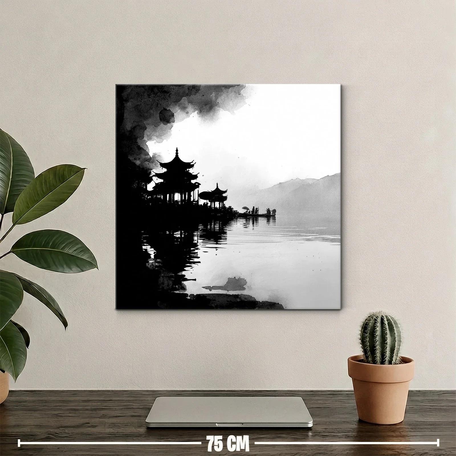 Serenidad oriental en acuarela en blanco y negro — miniatura 2
