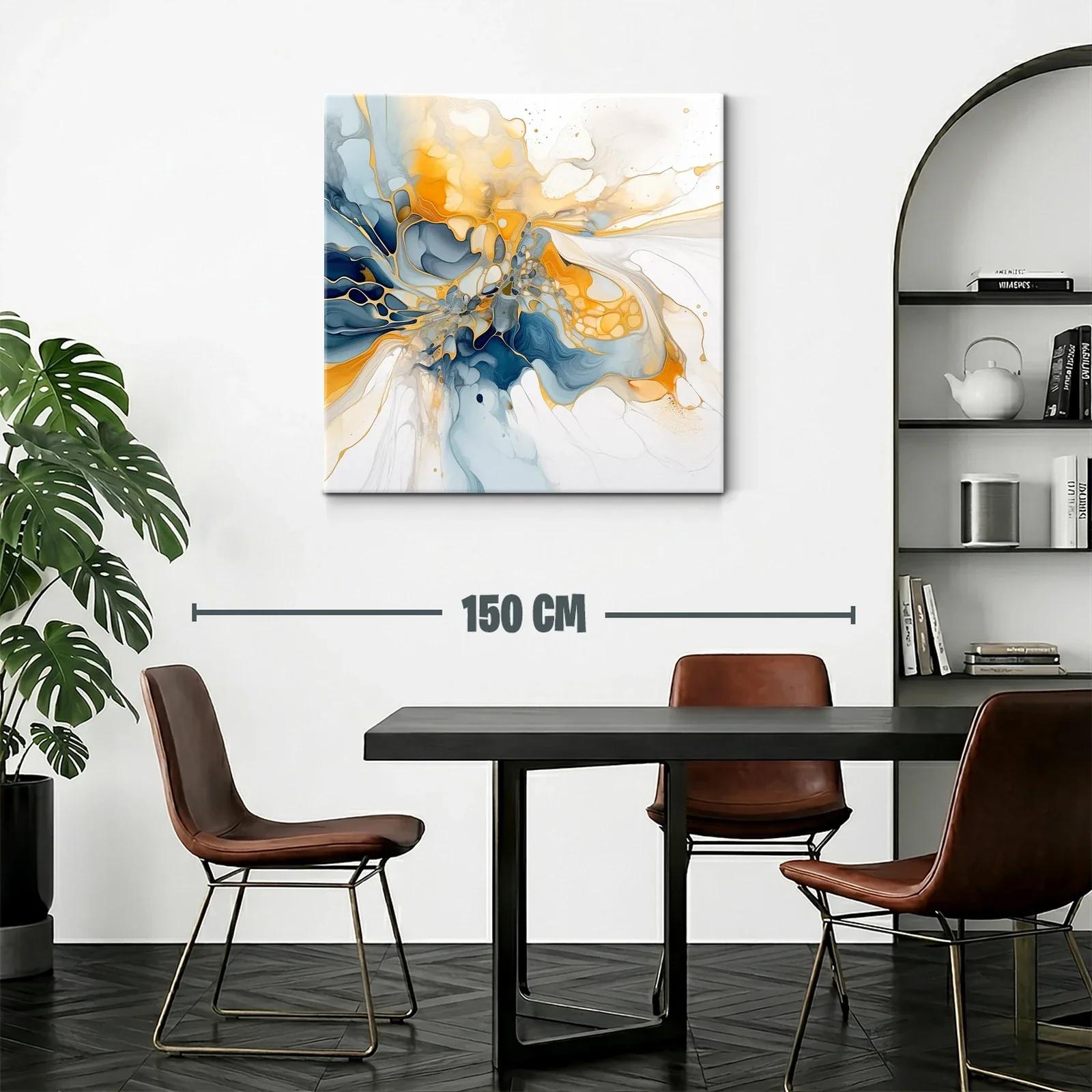 Composición abstracta con tonos dorados y azules intensos — miniatura 2
