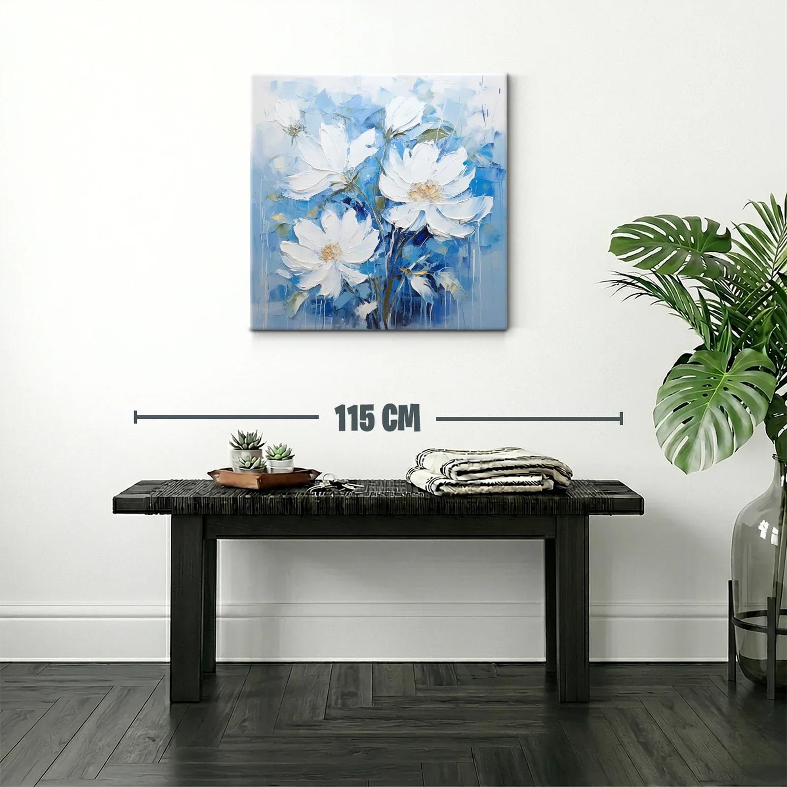 Cuadro con delicadas flores blancas sobre fondo azul — miniatura 2
