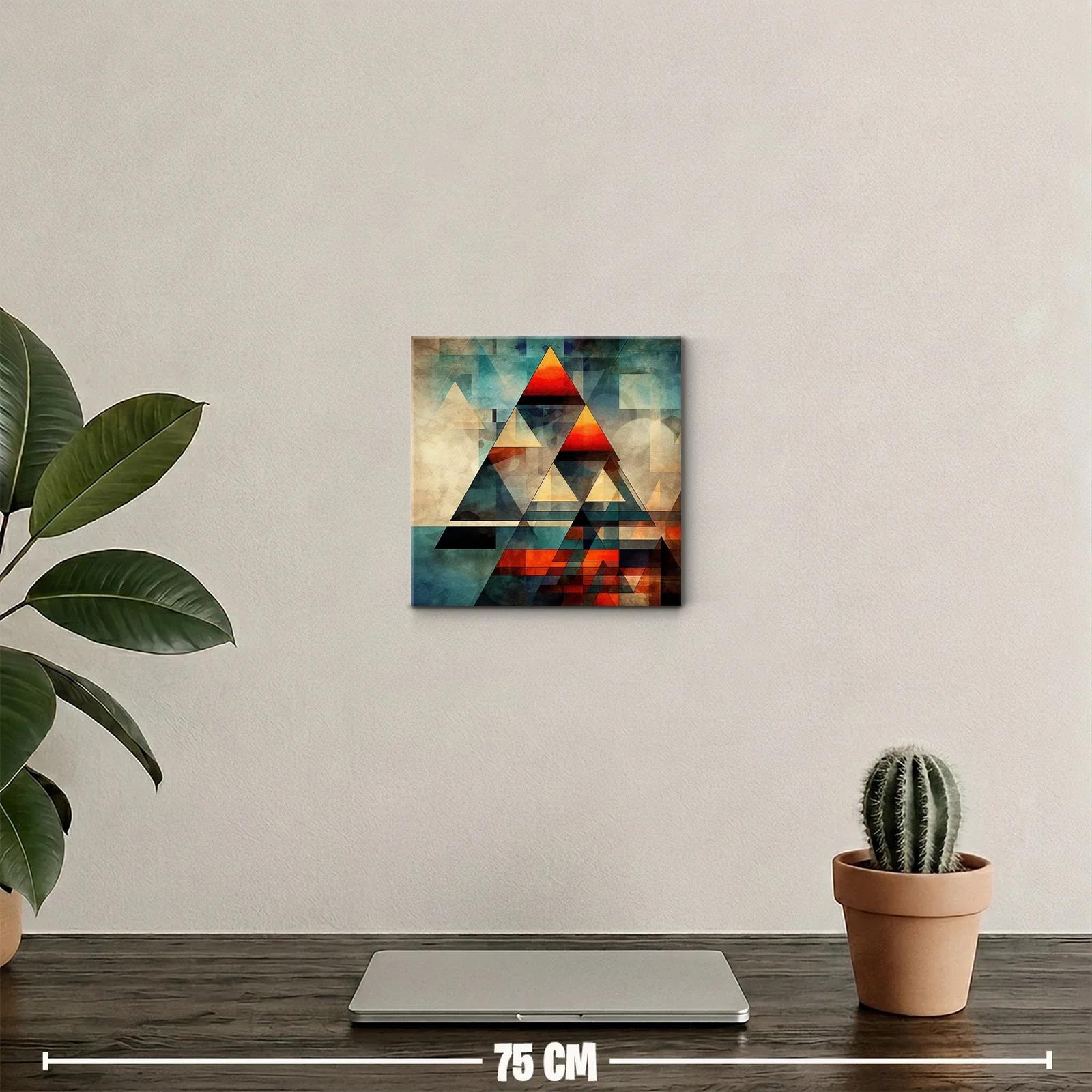 Composición abstracta con triángulos en tonos cálidos y fríos — miniatura 2