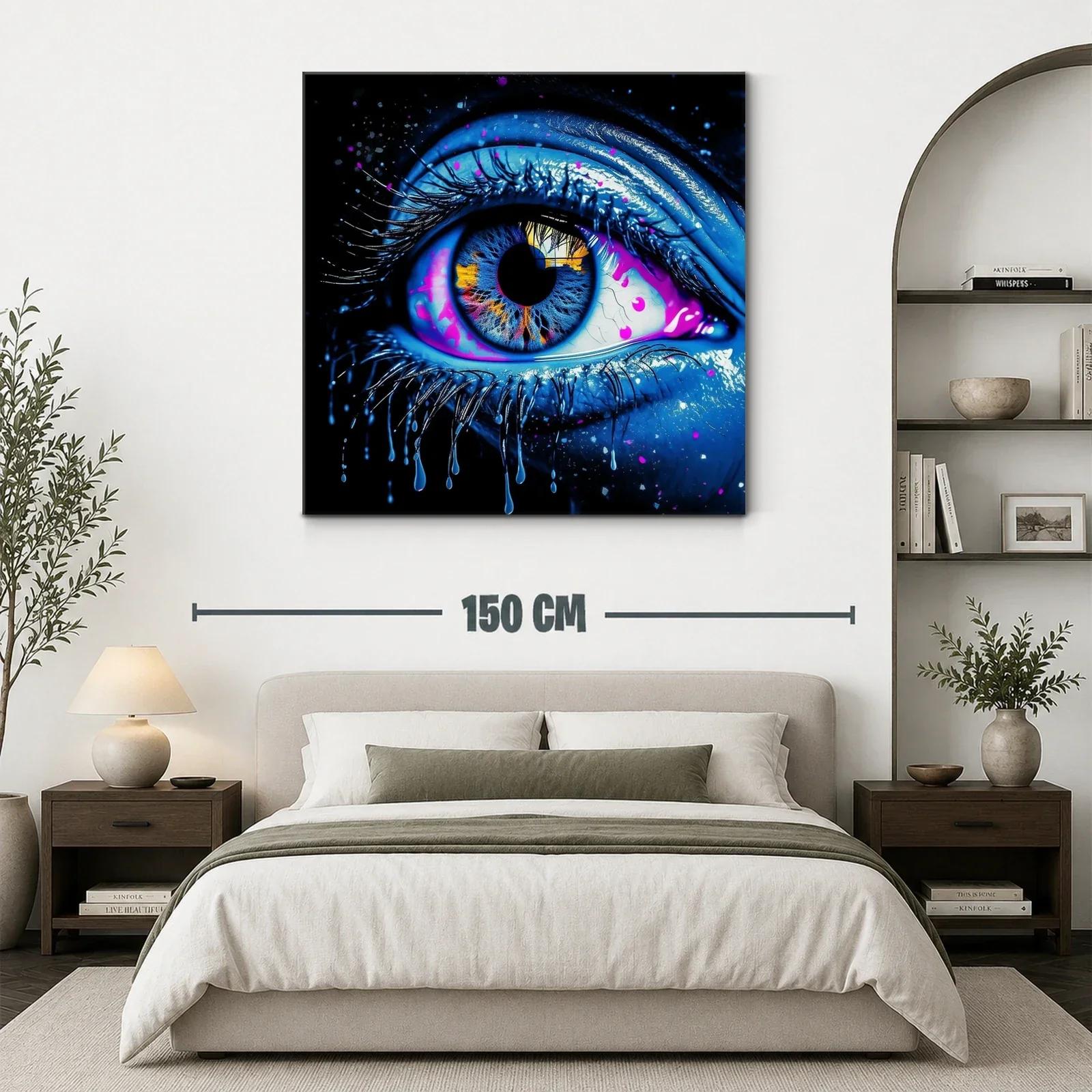 Impactante mirada con vibrantes tonos azules y detalles fluorescentes — miniatura 3