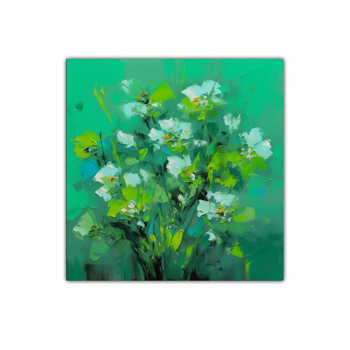Composición floral en tonos verdes y blancos — imagen principal