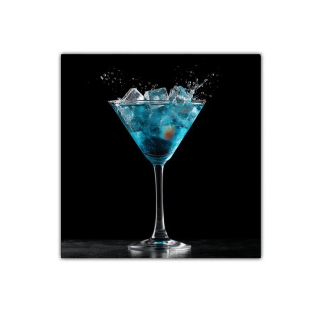 Cuadro decorativo cóctel azul con cubitos de hielo en negro