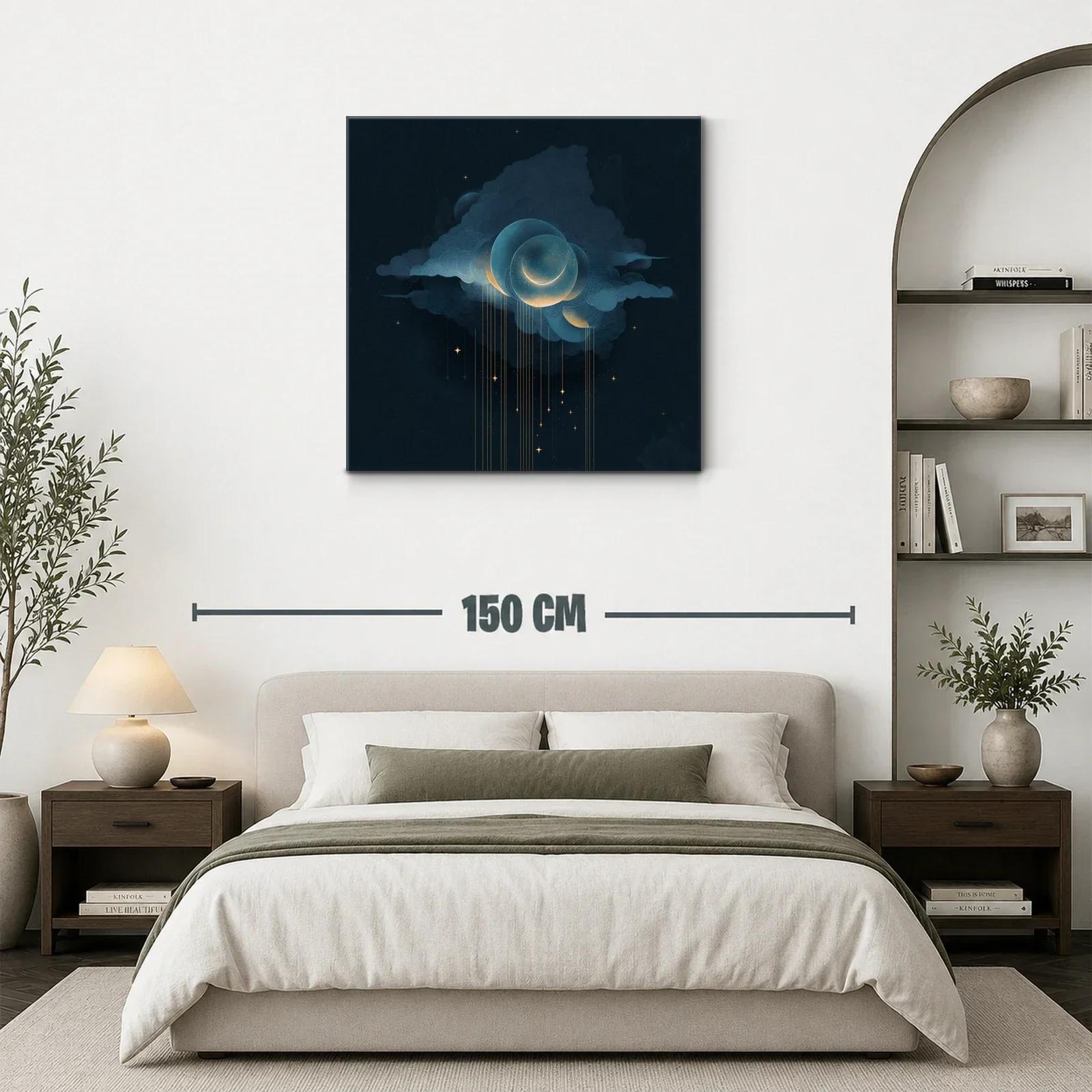 Arte celestial con lunas y estrellas doradas en cielo oscuro — miniatura 3