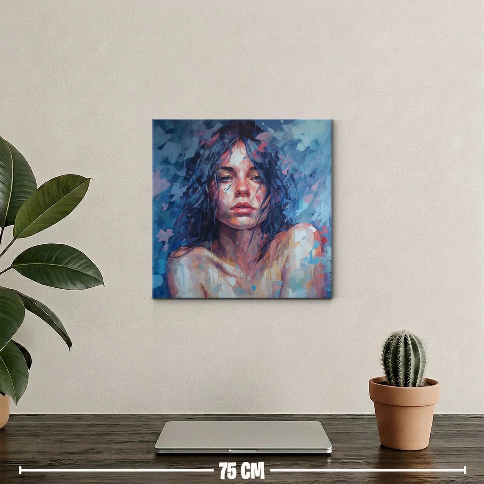 Retrato expresivo de mujer en tonos fríos y cálidos — miniatura 2