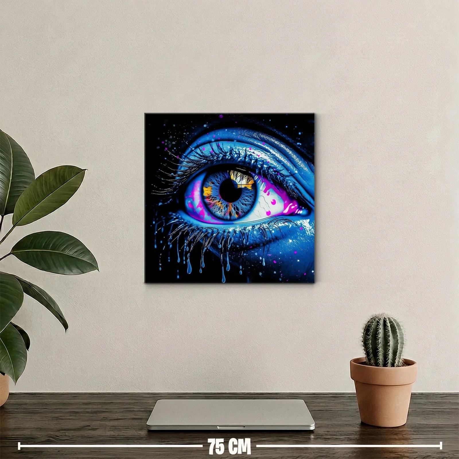 Impactante mirada con vibrantes tonos azules y detalles fluorescentes — miniatura 2