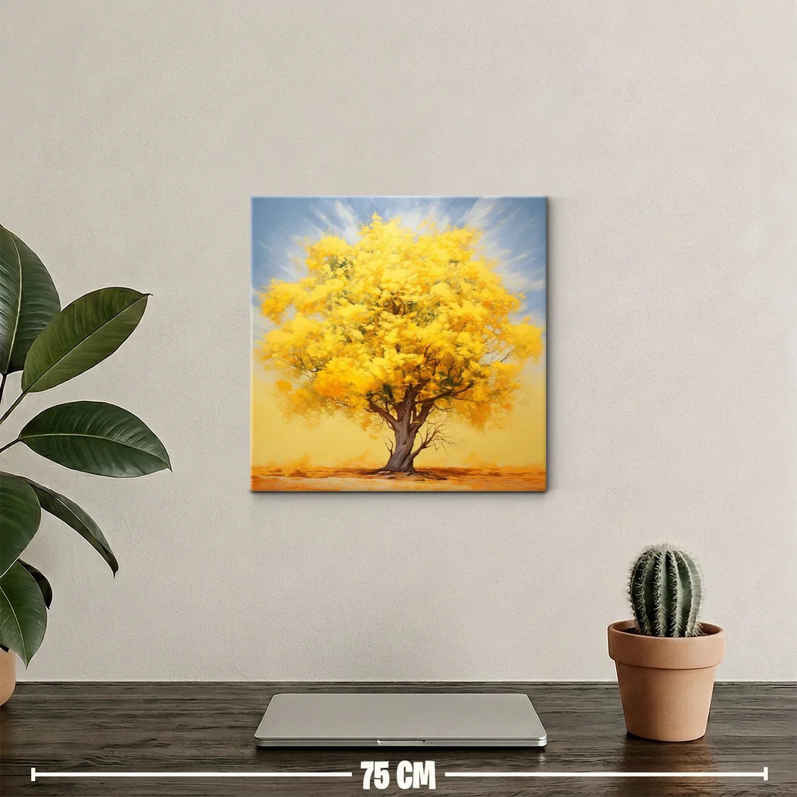 Árbol con follaje dorado bajo cielo suave azul — miniatura 2