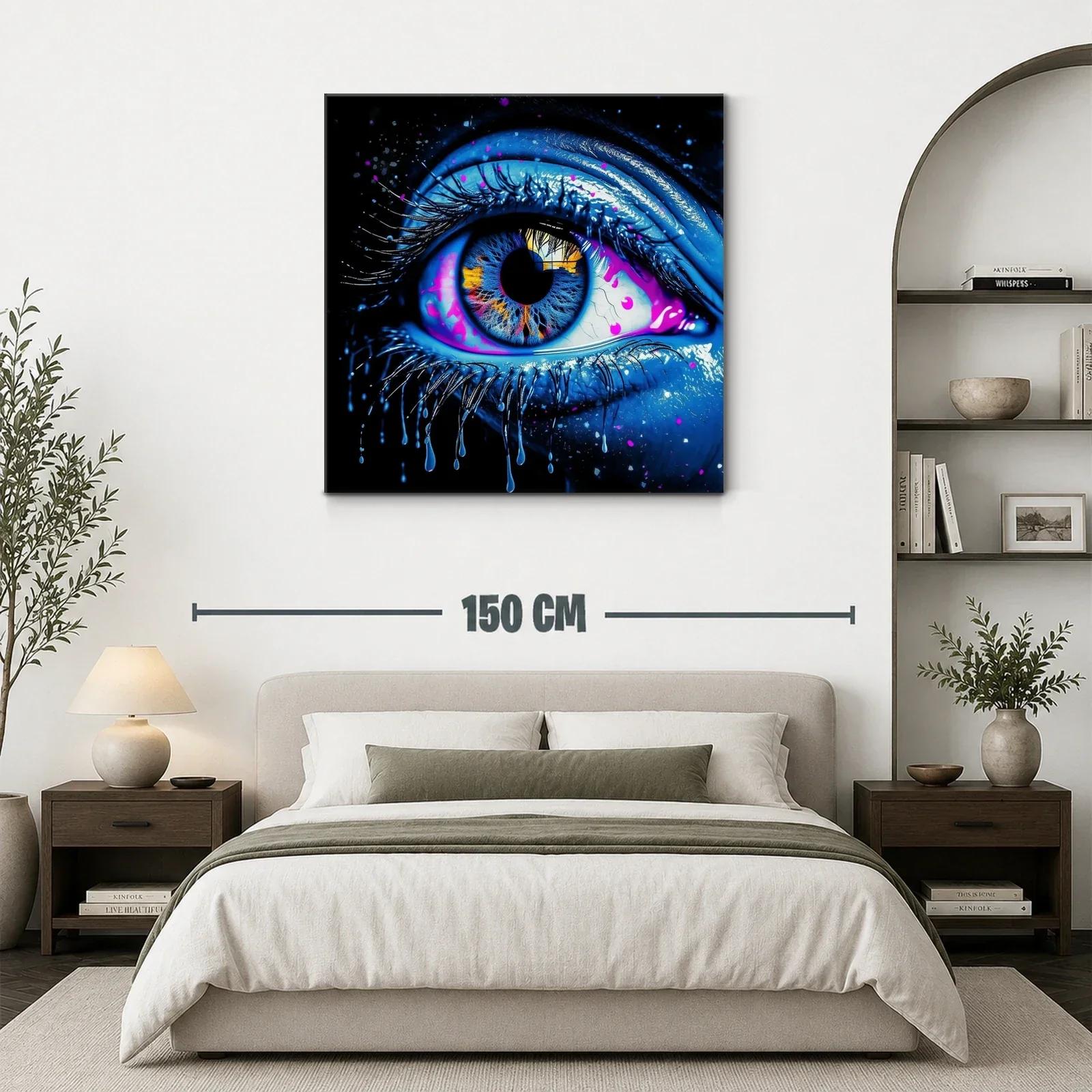 Impactante mirada con vibrantes tonos azules y detalles fluorescentes — miniatura 3