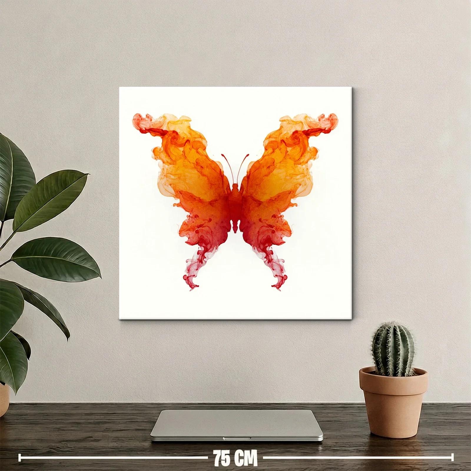 Mariposa en tonos cálidos de naranja y rojo — miniatura 2