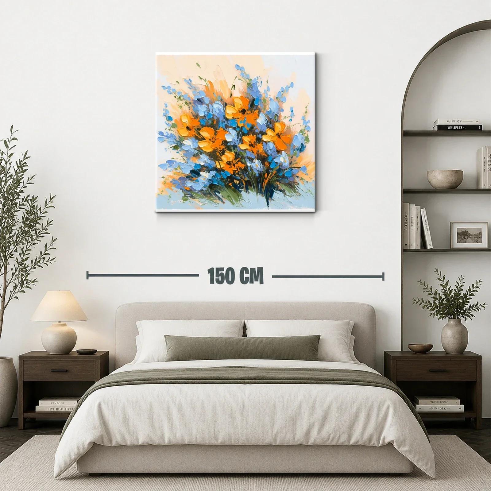 Ramo vibrante de flores naranjas y azules — miniatura 3