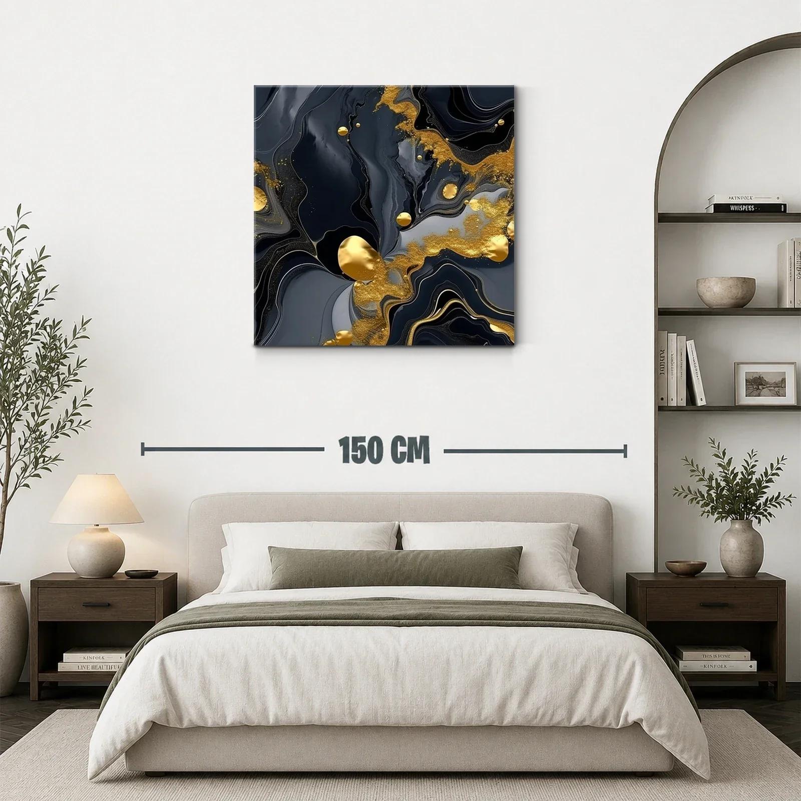 Arte abstracto con fluidez en negro y detalles dorados — miniatura 3