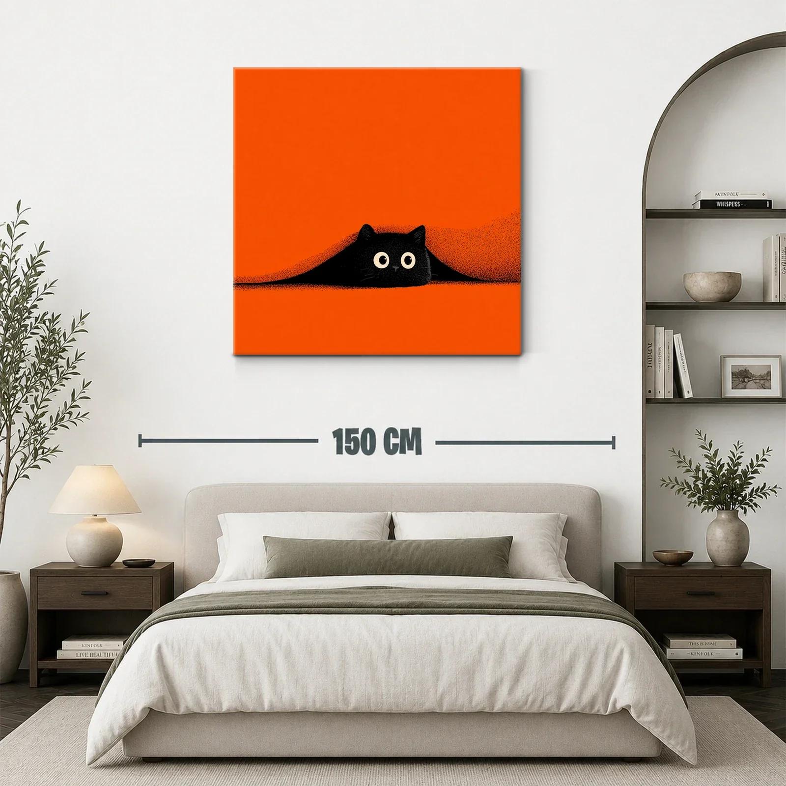 Gato negro sorprendido en fondo naranja vibrante — miniatura 3
