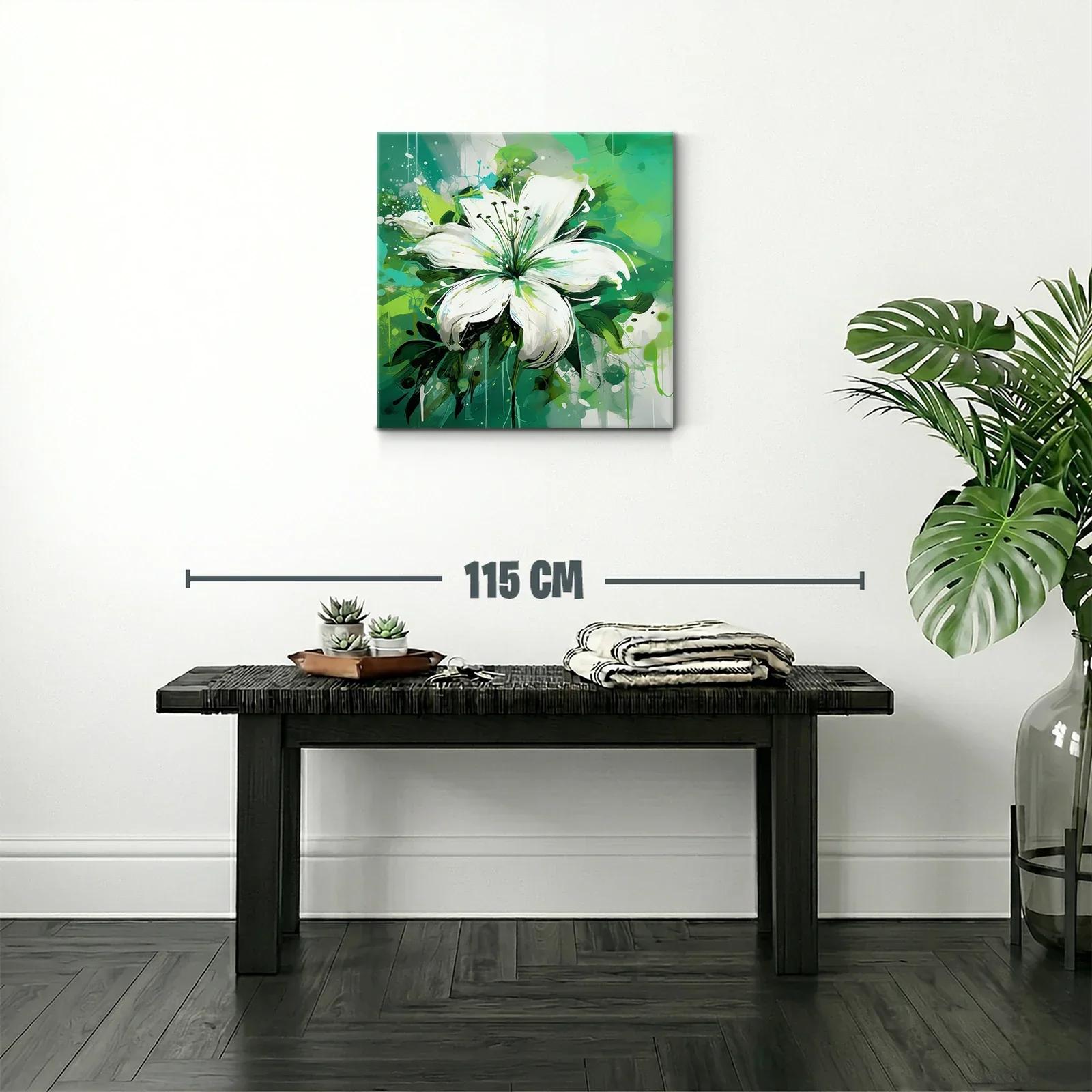 Imponente flor blanca sobre fondo verde vibrante — miniatura 2