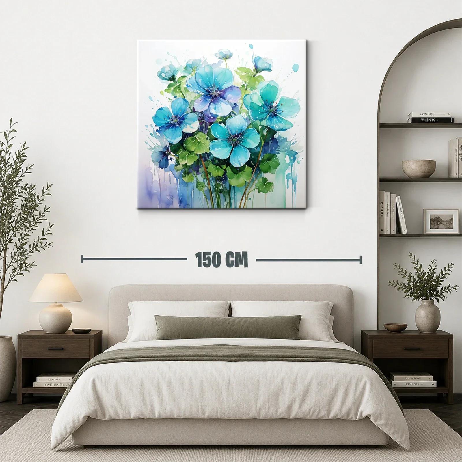Flores azules vibrantes con hojas verdes frescas — miniatura 3