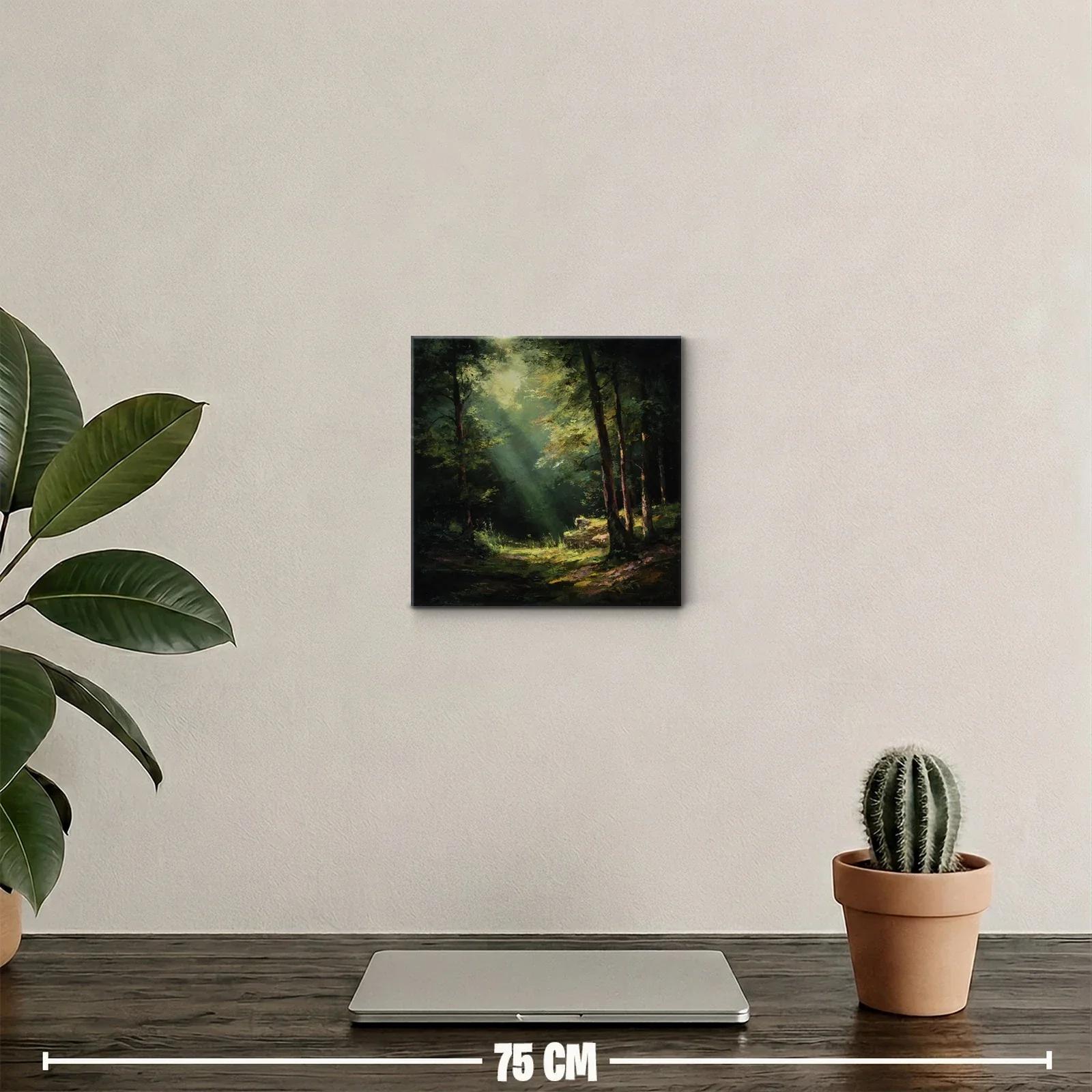 Bosque iluminado con rayos de luz natural — miniatura 2