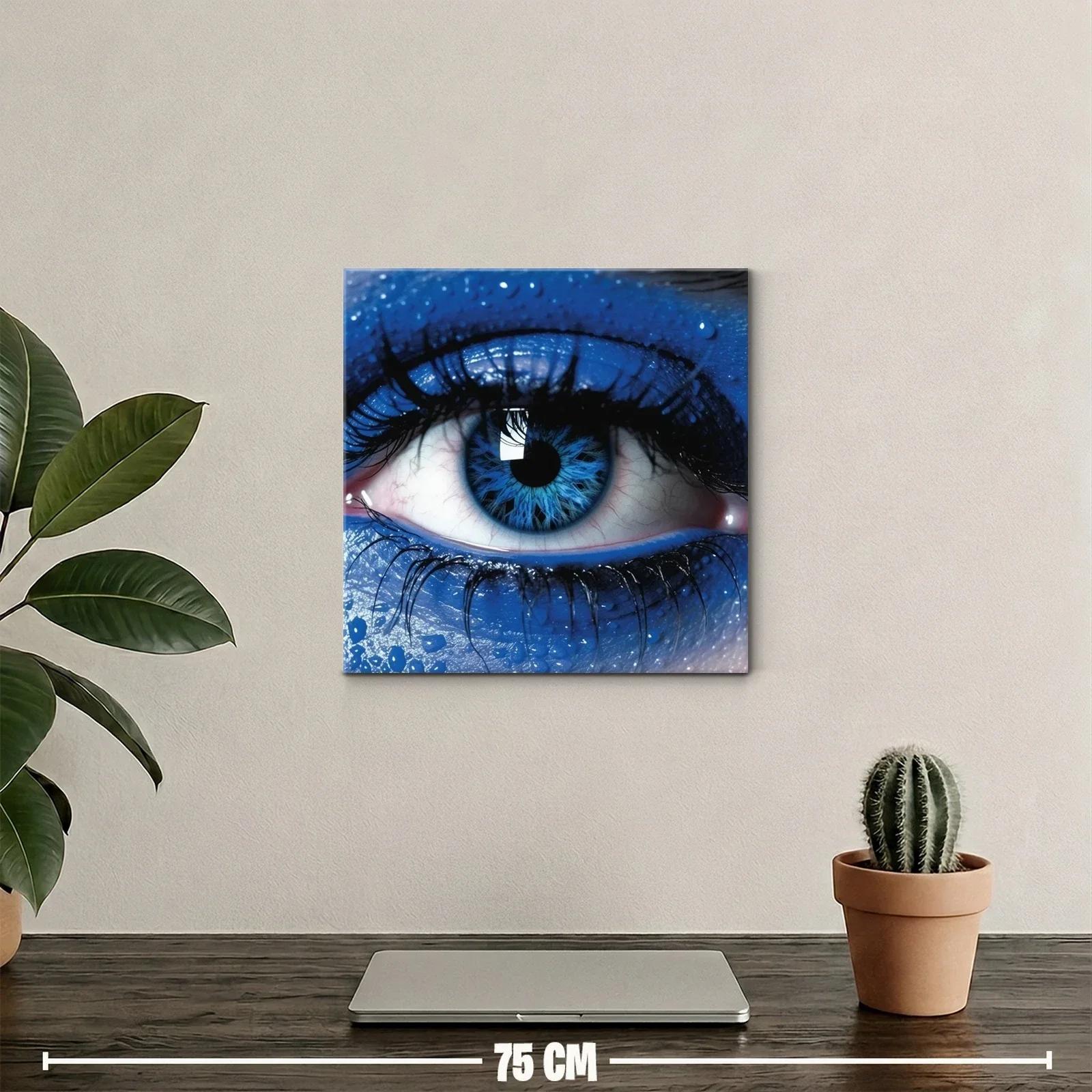 Impacto visual con ojo azul en primer plano intenso — miniatura 2