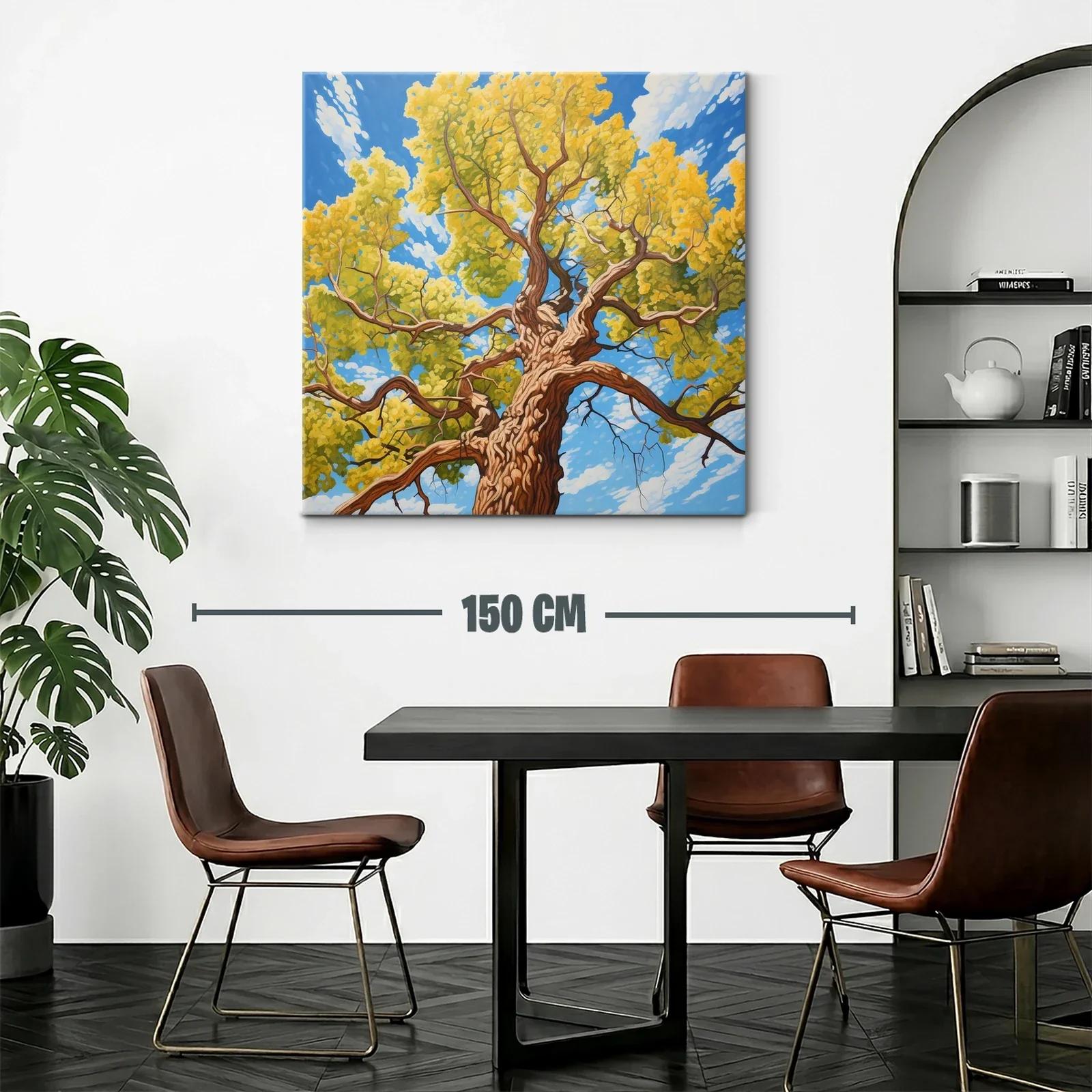 Árbol imponente con follaje dorado bajo cielo azul — miniatura 2