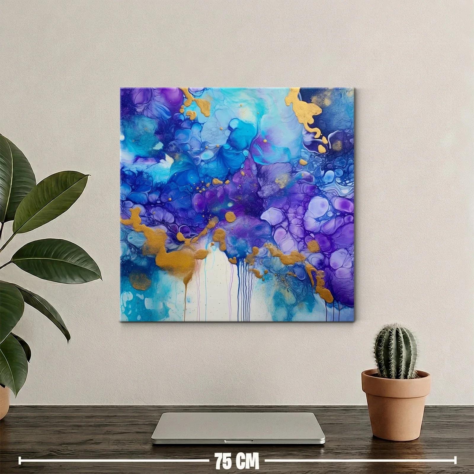 Cuadro abstracto en tonos azules y violetas con notas doradas — miniatura 2