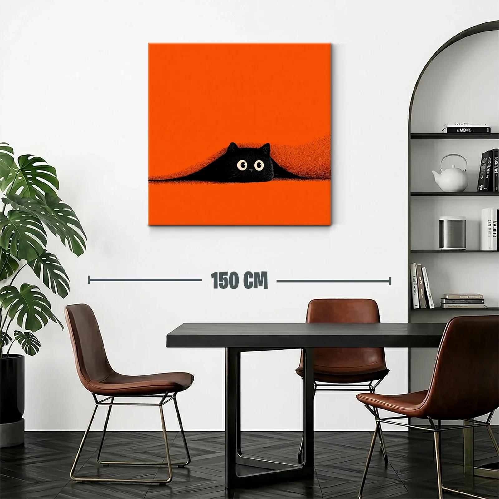 Gato negro sorprendido en fondo naranja vibrante — miniatura 2