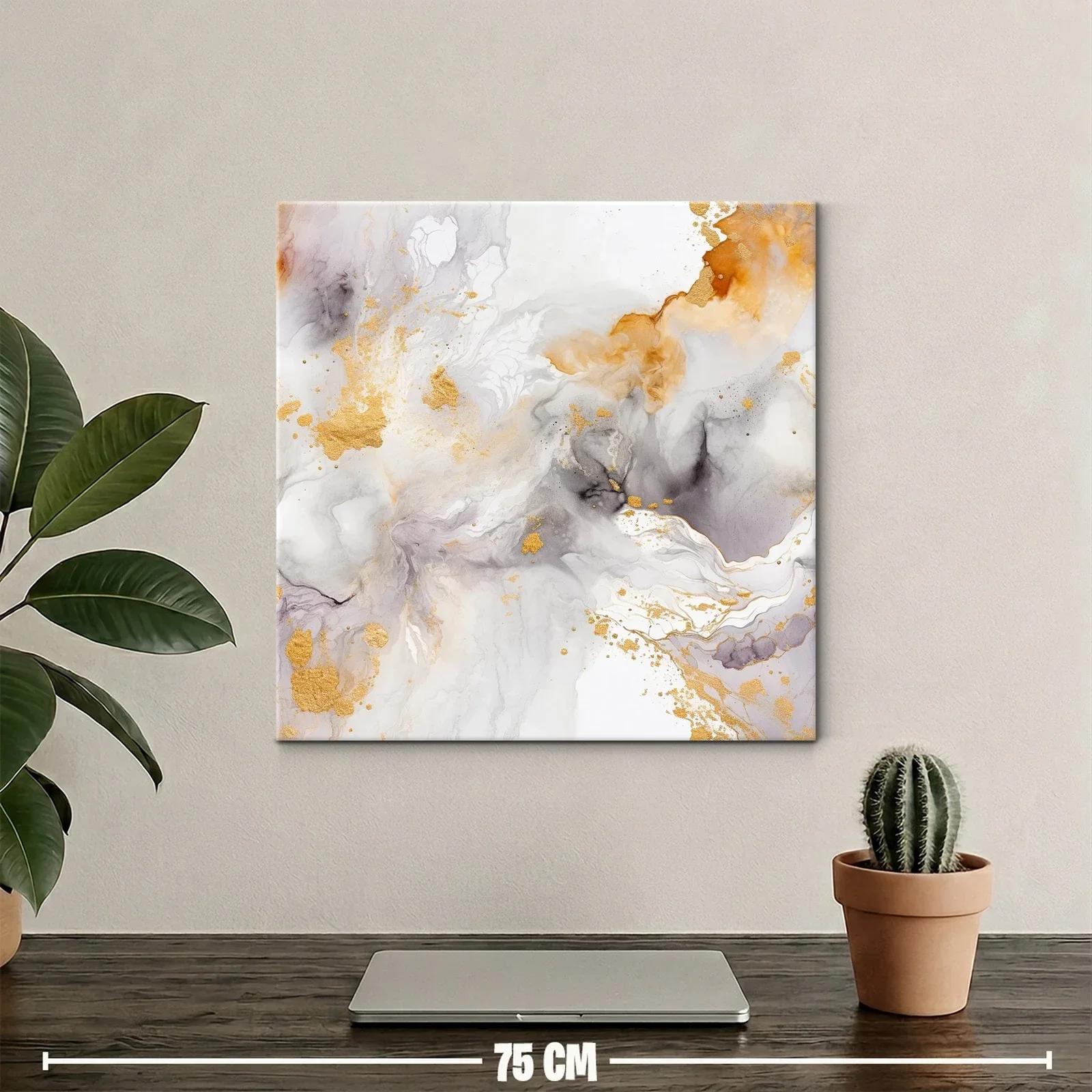 Cuadro abstracto con tonos dorados y grisáceos delicados — miniatura 2