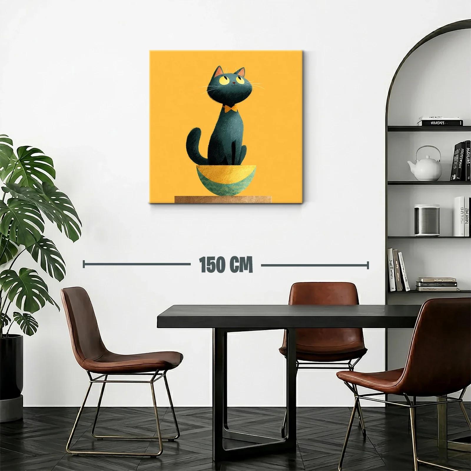 Encantador gato negro en cuenco sobre fondo amarillo vivo — miniatura 2