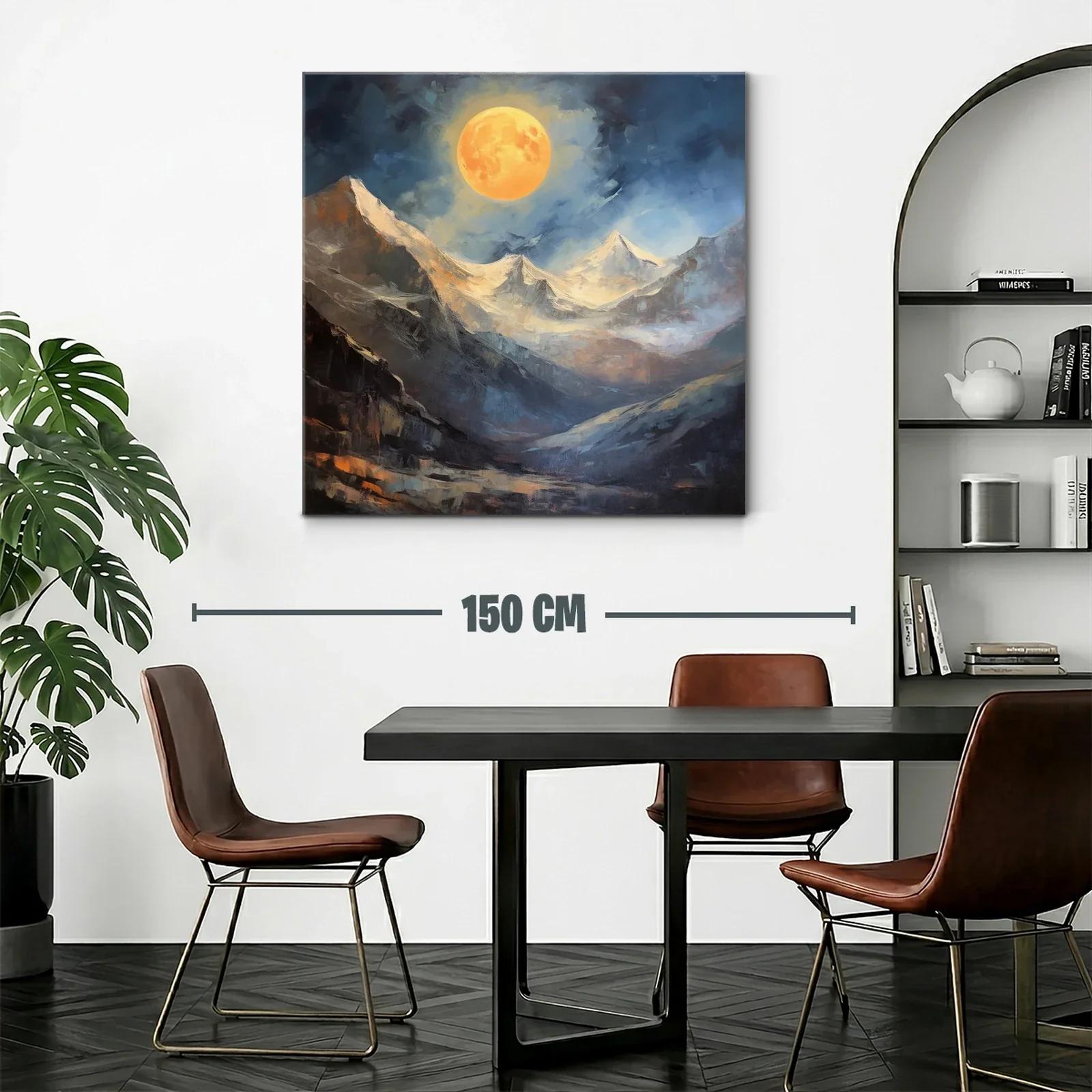 Paisaje Montañoso con Luna Llena en Tonos Cálidos y Fríos — miniatura 2