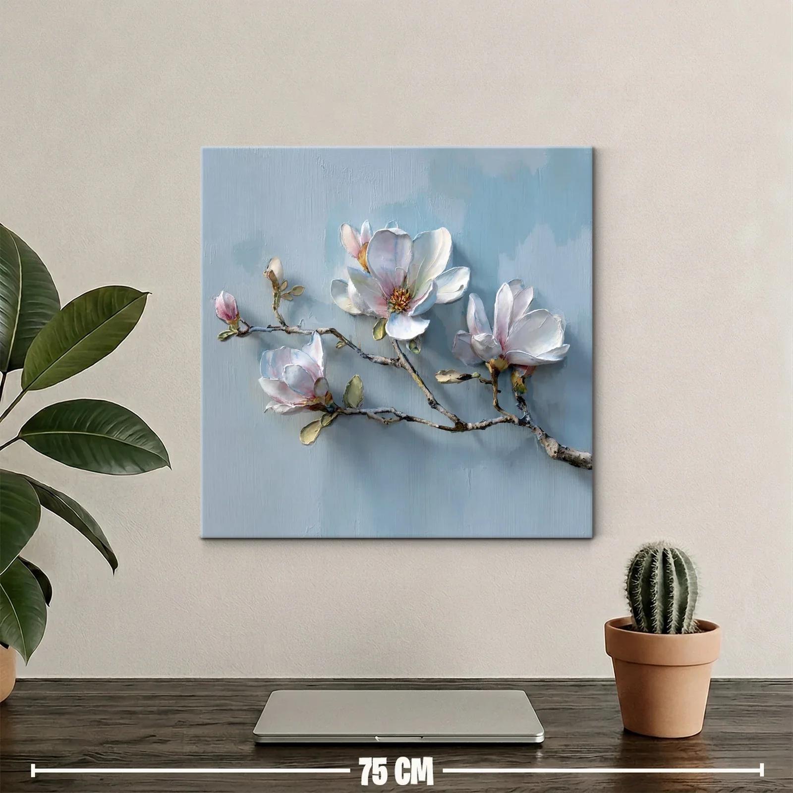 Cuadro con delicadas flores blancas sobre fondo azul claro — miniatura 2