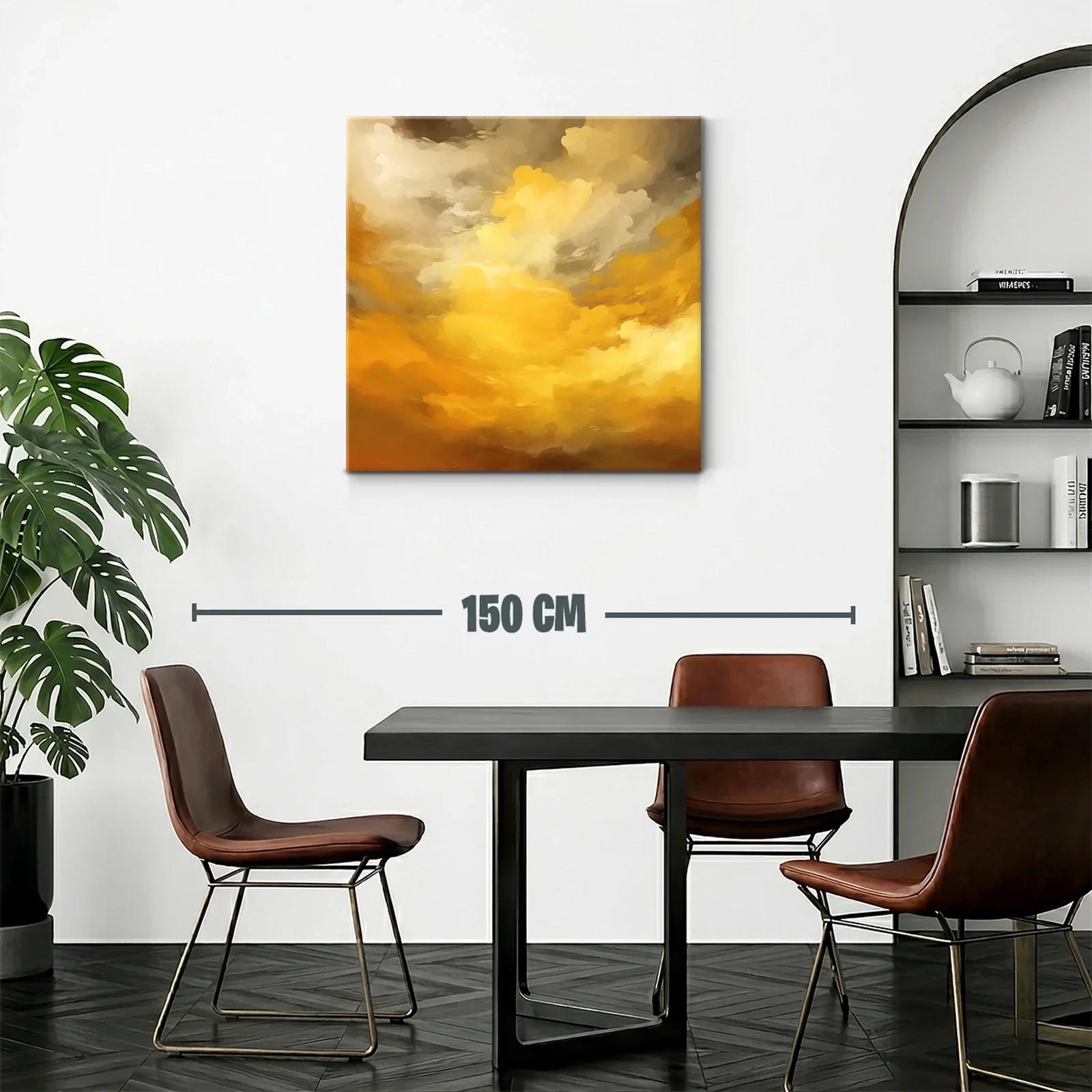 Atardecer dorado con nubes en movimiento y luz cálida — miniatura 2