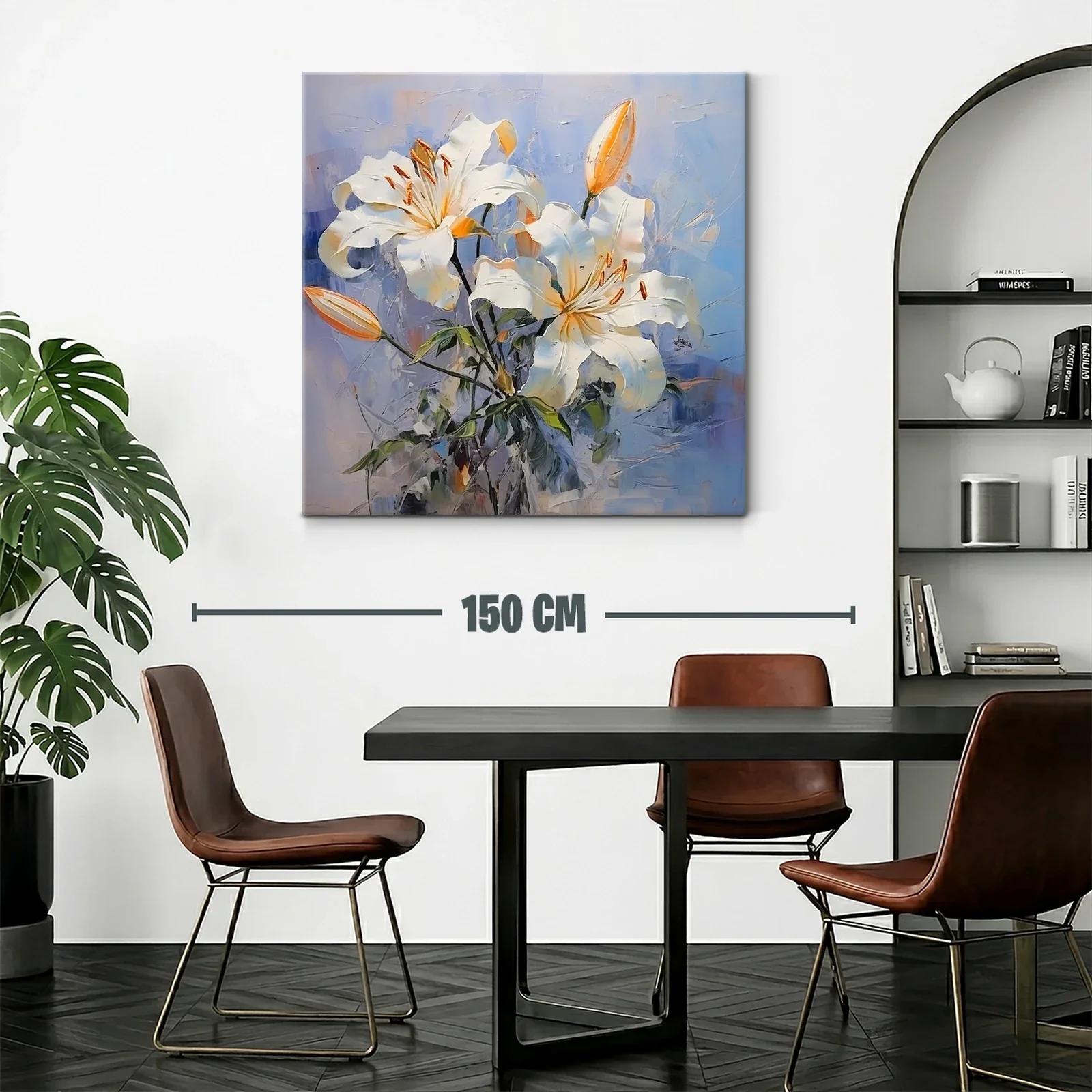 Flores blancas sobre fondo azul con detalles cálidos — miniatura 2