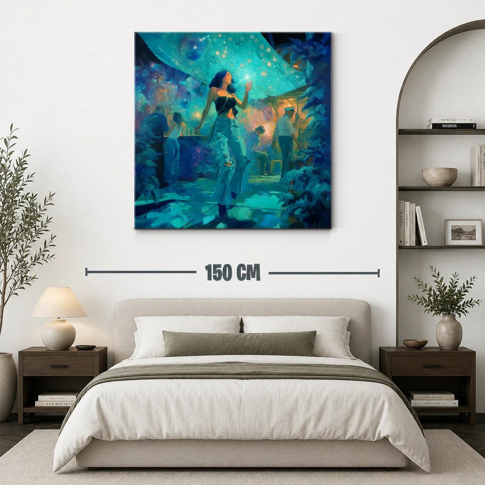 Mujer bailando bajo luces brillantes en ambiente nocturno — miniatura 3