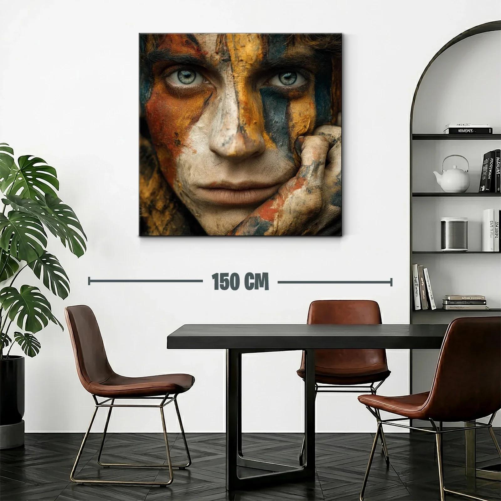 Rostro con pintura tribal en tonos tierra y azules profundos — miniatura 2