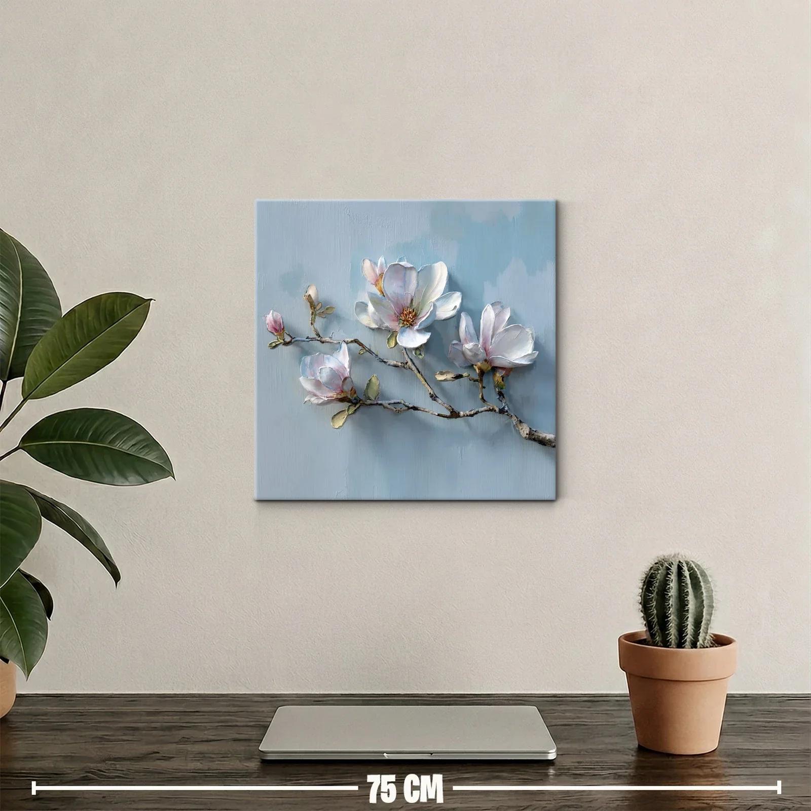 Cuadro con delicadas flores blancas sobre fondo azul claro — miniatura 2