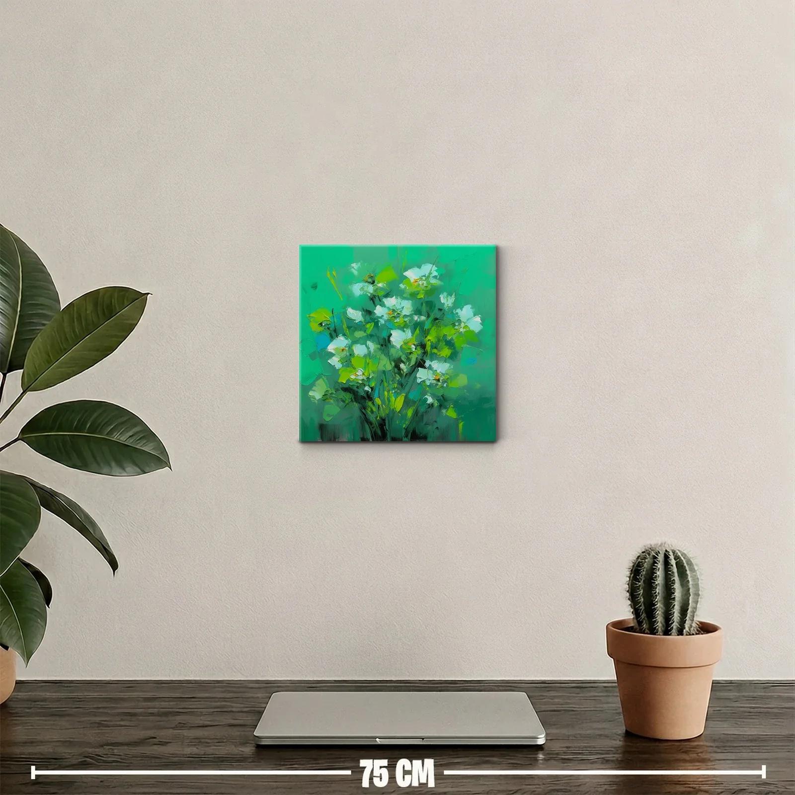 Composición floral en tonos verdes y blancos — miniatura 2