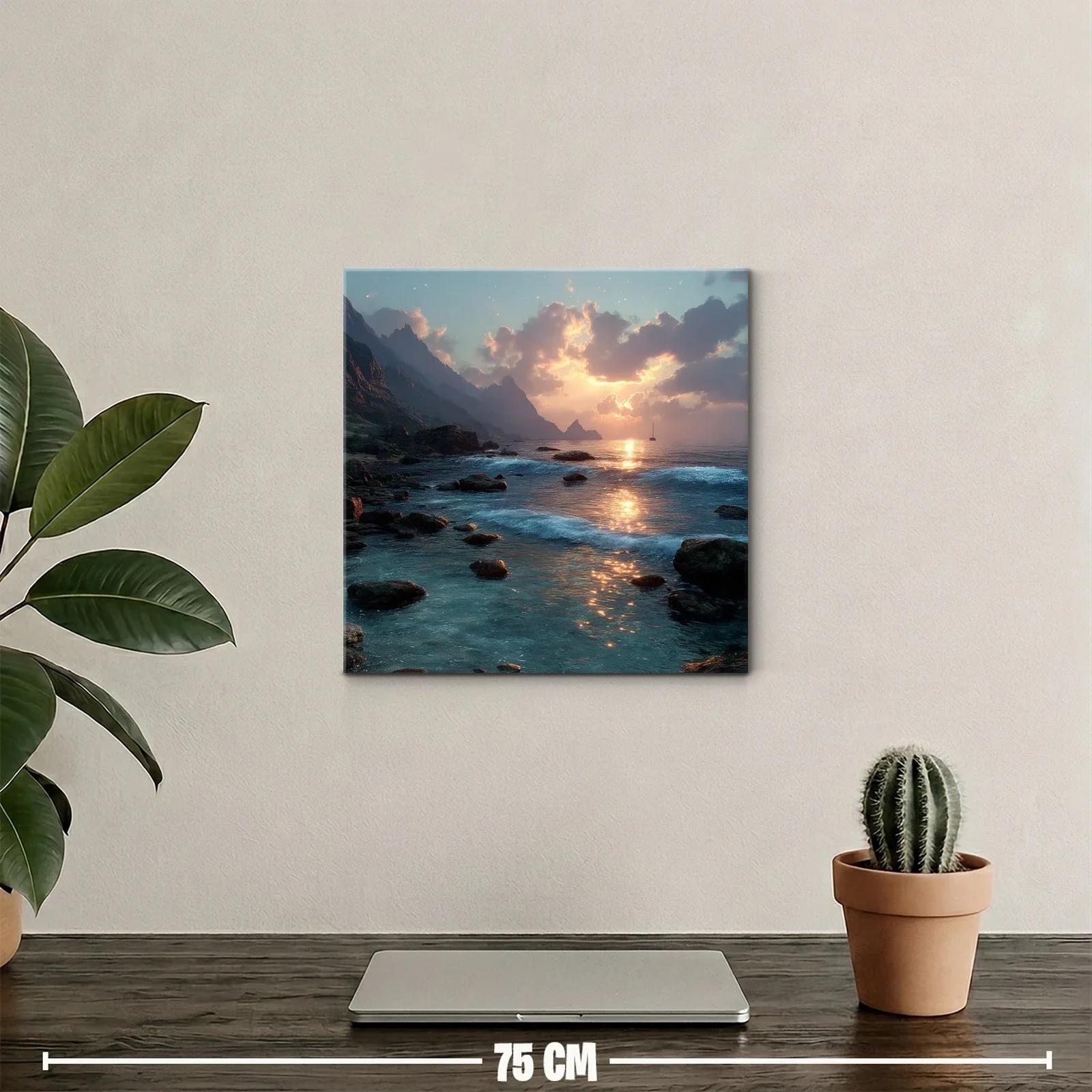 Paisaje costero con atardecer entre montañas rocosas — miniatura 2