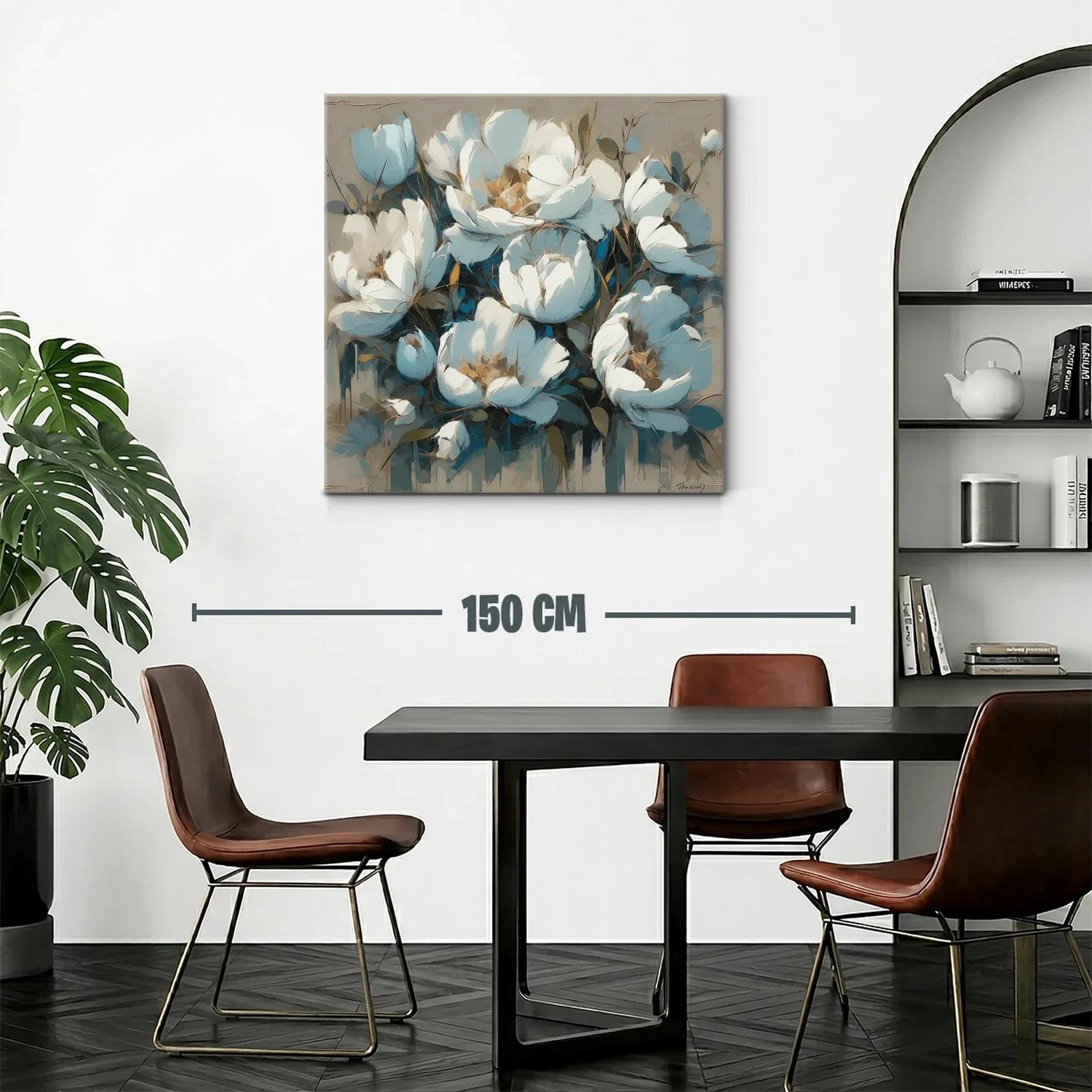 Ramillete de flores blancas y azules con pinceladas suaves — miniatura 2