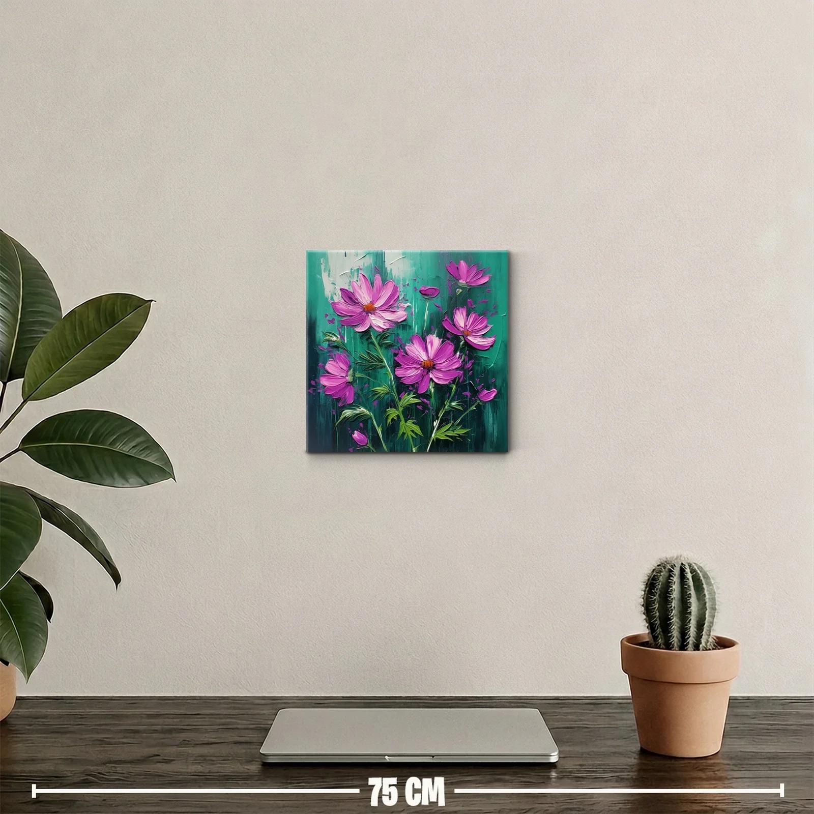 Flores moradas vibrantes sobre fondo verde intenso — miniatura 2